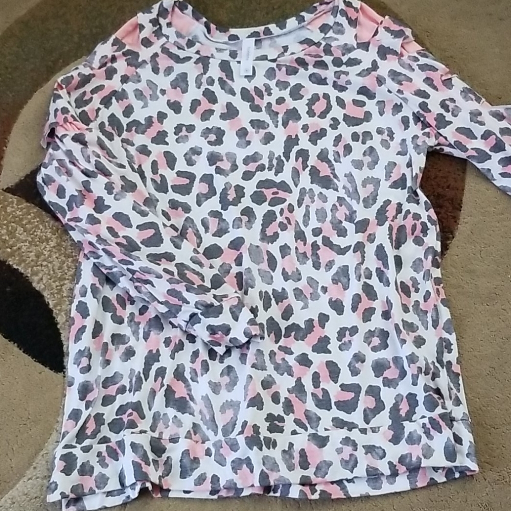 Honeyme Cheetah Top